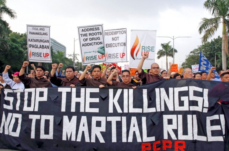 Philippines academics condemn Duterte's deadly war on drugs