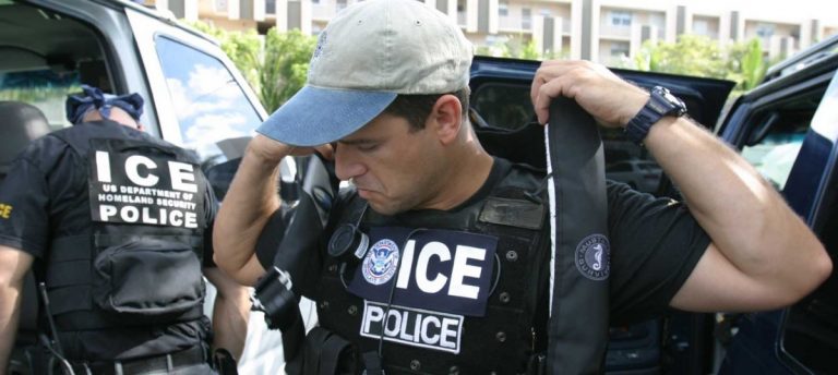US college lets students train how to document immigration raids