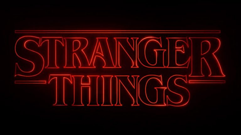 'Stranger Things' star David Harbour joins high school photoshoot