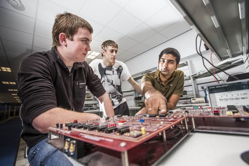 bangor-university-ignite-the-high-tech-engineering-industry-study