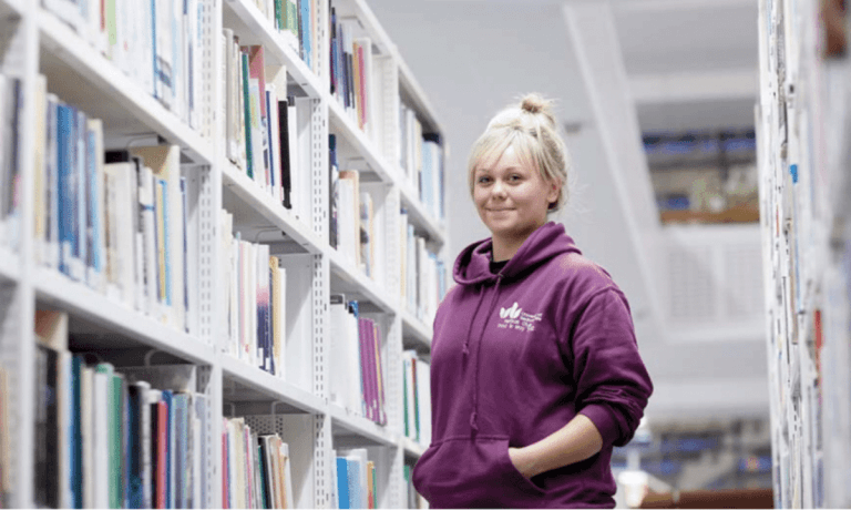Study at an SBC award-winning Business School in Bedfordshire