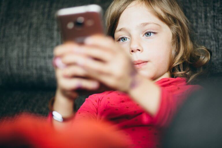 Smartphone addiction: Should children kick the habit?