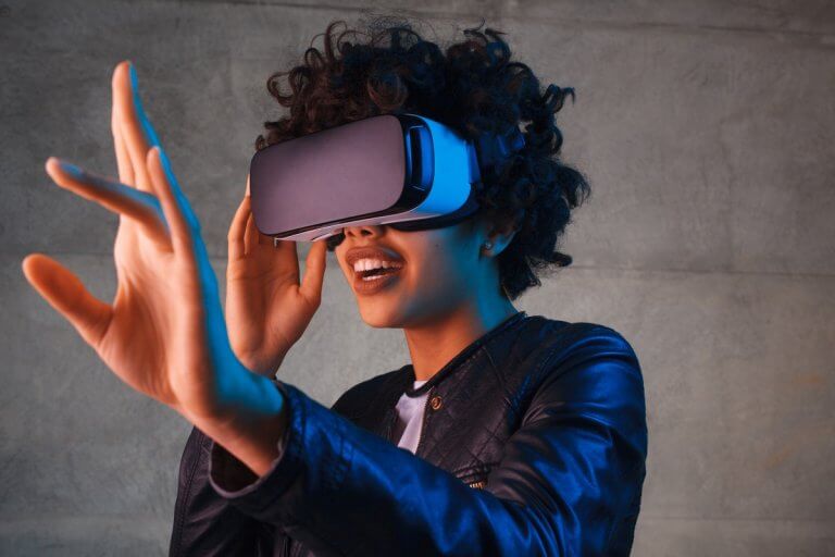 How virtual reality technologies are revolutionising STEM learning
