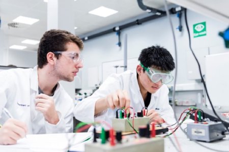 Tackle real-world challenges with a postgraduate degree in materials science