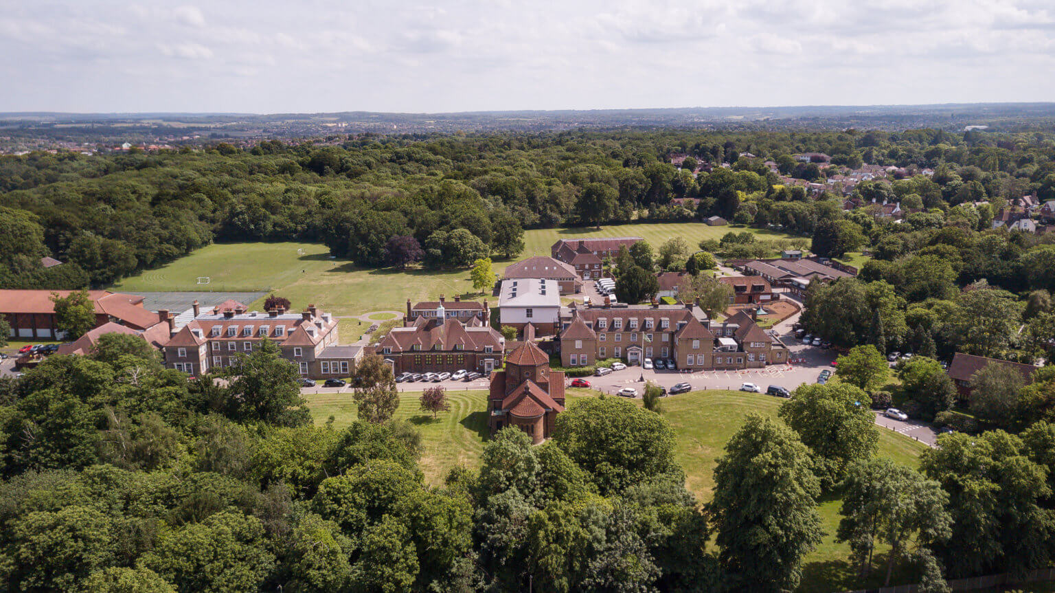 Farringtons School A truly remarkable British boarding school