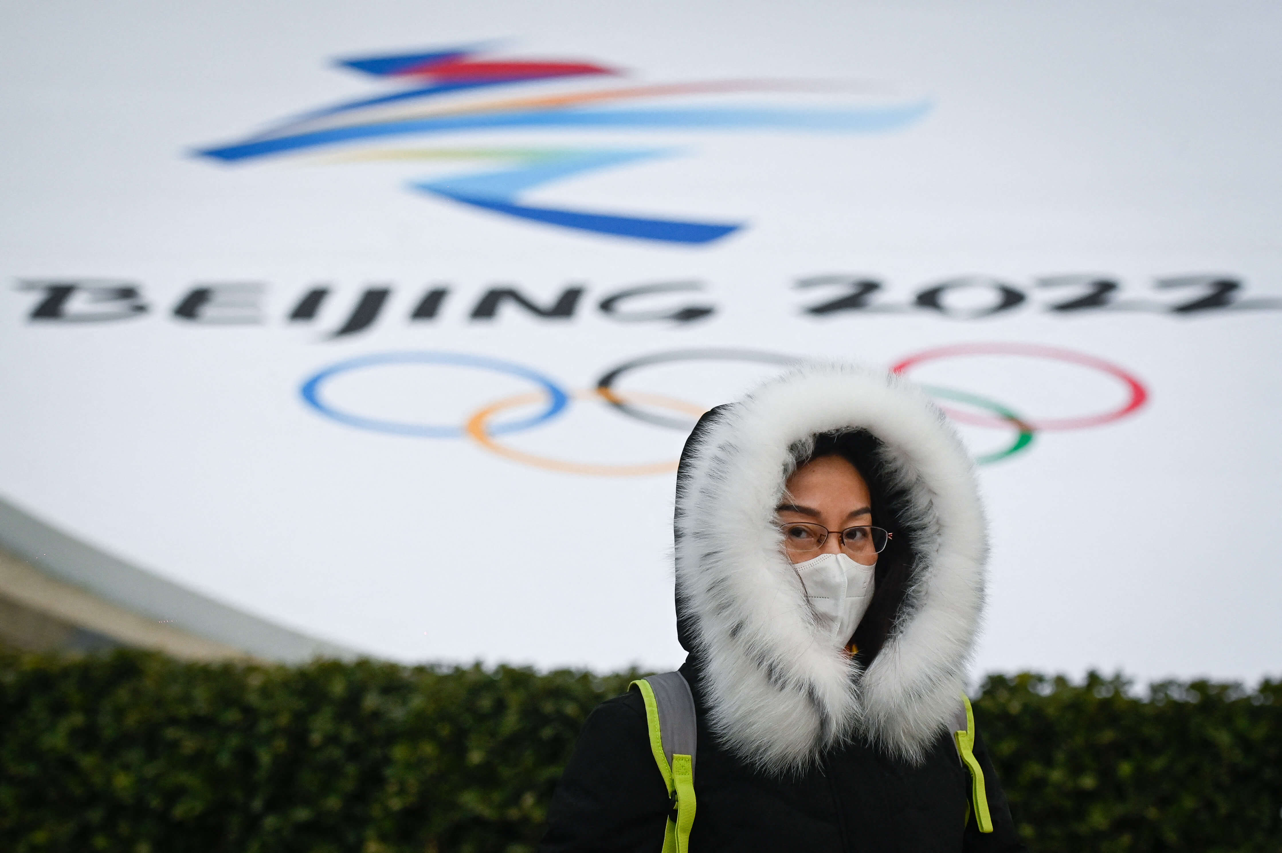 Ahead of the Winter Olympics, Beijing faces a dual-variant threat