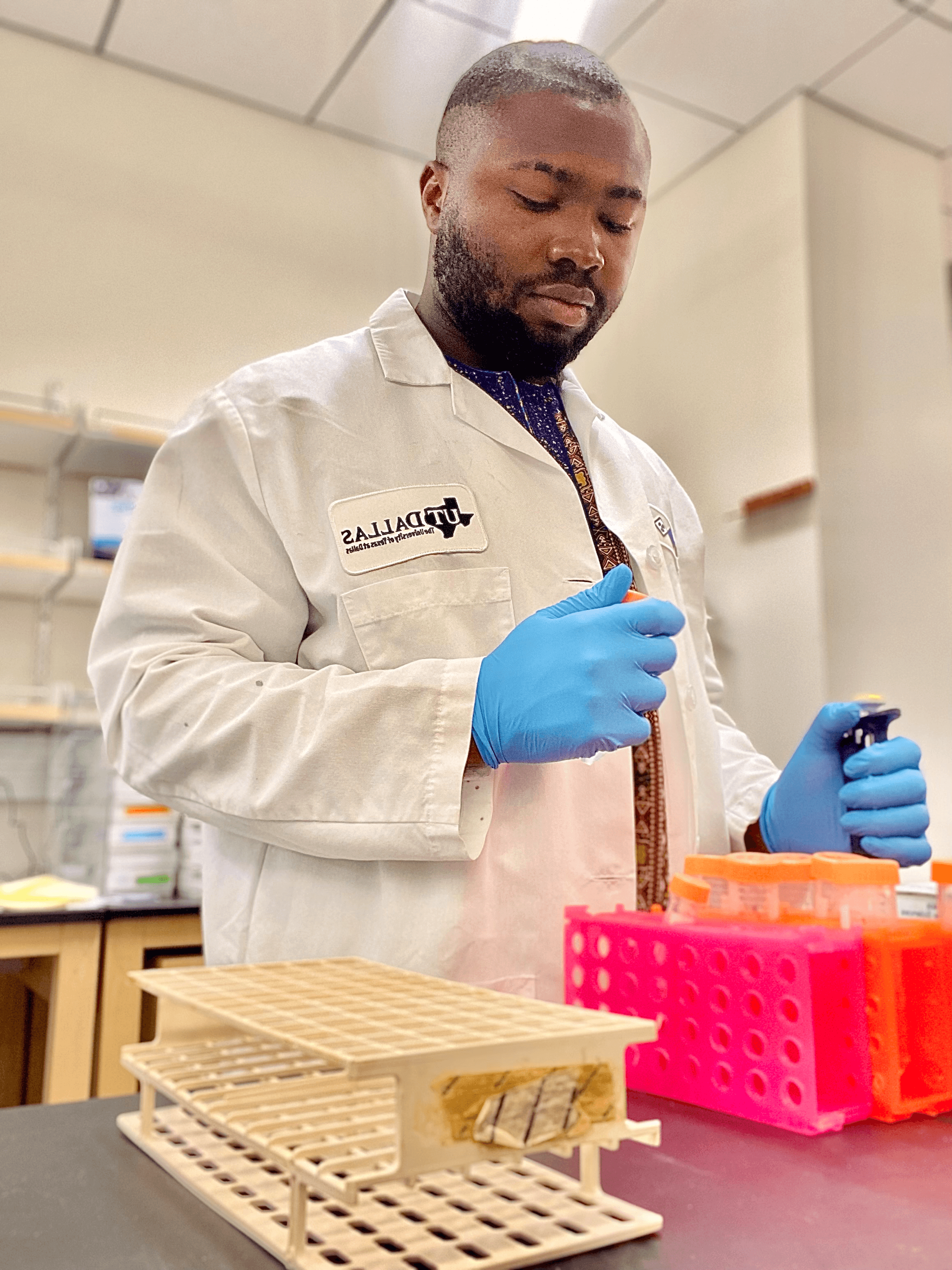 UT Dallas student Muneer Yaqub, a PhD student in the US doing lab work