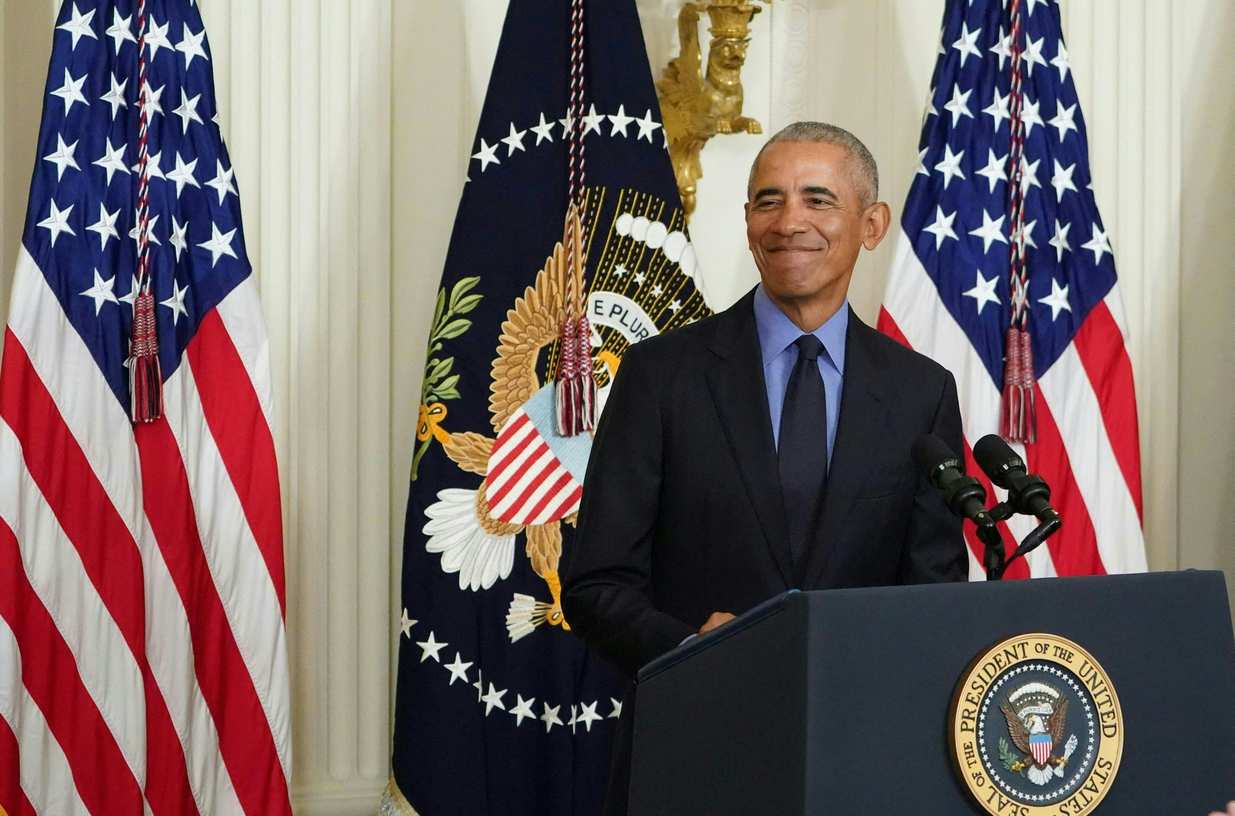 Airbnb CEO and Obama announce US$100M scholarship