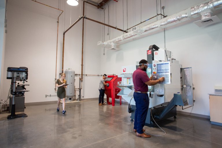 Lamar University Careerready mechanical engineering students