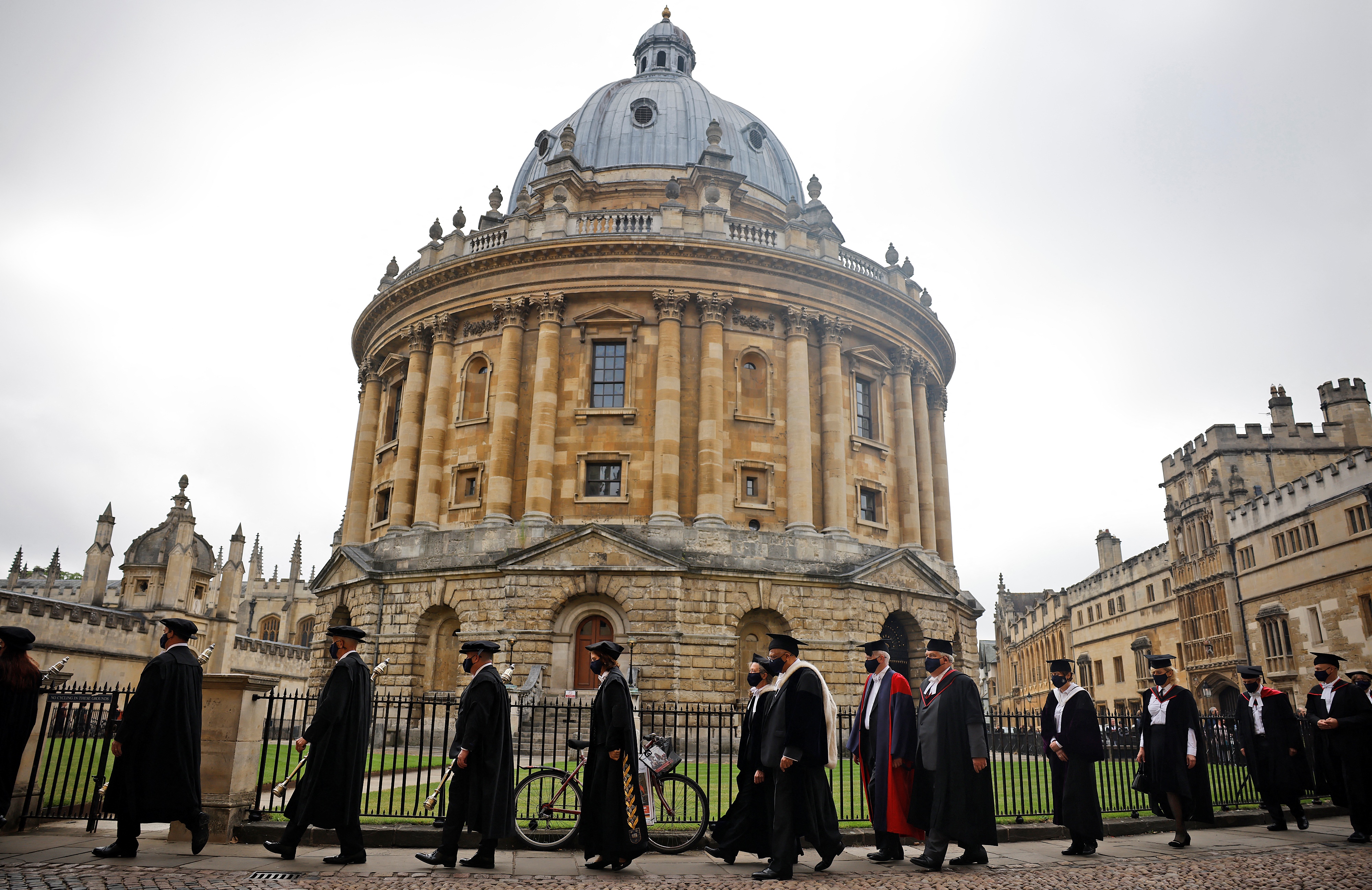 Students — there’s still time to apply for the Rhodes Scholarship 2023