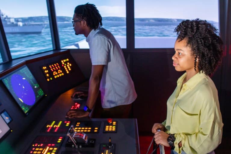 From students to Industry 4.0-ready engineers at the University of Plymouth