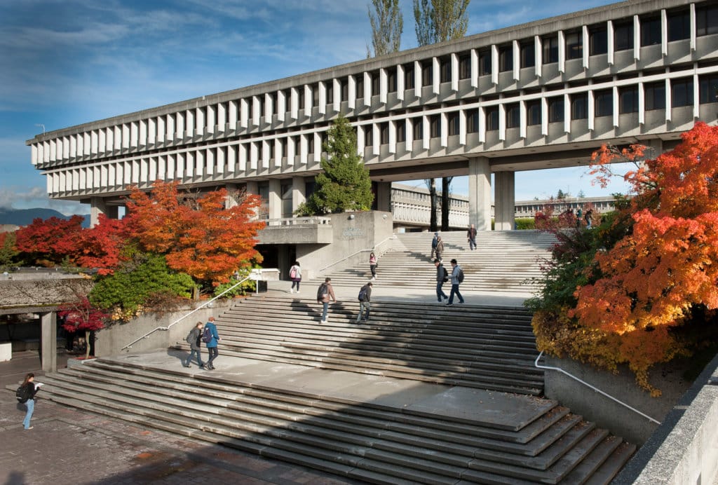 Simon Fraser University: Experiential learning, picturesque campus