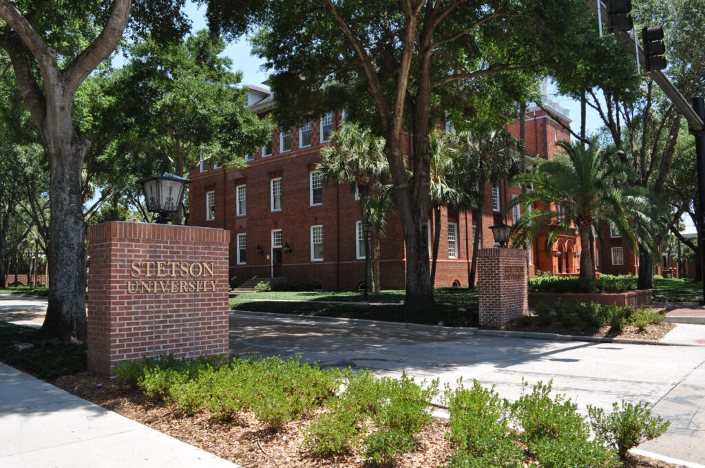 INTERACTIVE CONTENT: Stetson University: World-class education awaits you