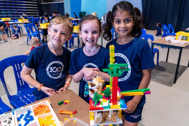 Tanglin Trust School