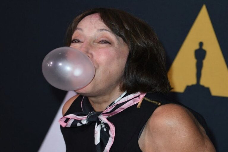 US$1,000 fine for chewing gum, US$2,500 fine for one Kinder Surprise egg: 10 most absurd laws in the world