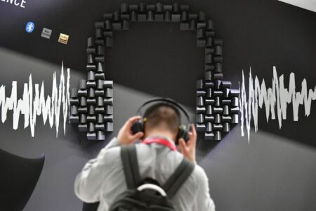 10 best sites to download music for free 