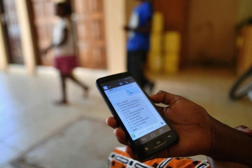 While contractions are fine to use when texting you should leave them out of your writing. Source: