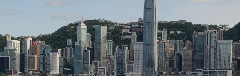 What happens when a top private art and design school shuts down abruptly?