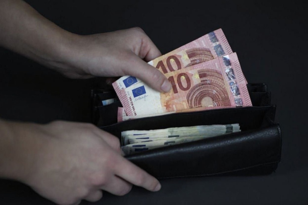 University is expensive as it it so save yourself the financial burden and excess free textbook websites instead of buying new textbooks. Source: