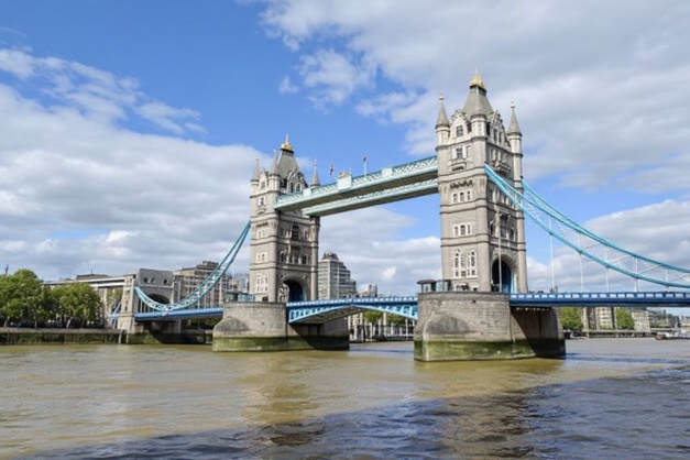 Students, this is how much you'll need to survive in London per week