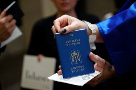 Calling all Indian students! These are the best visa agents for you