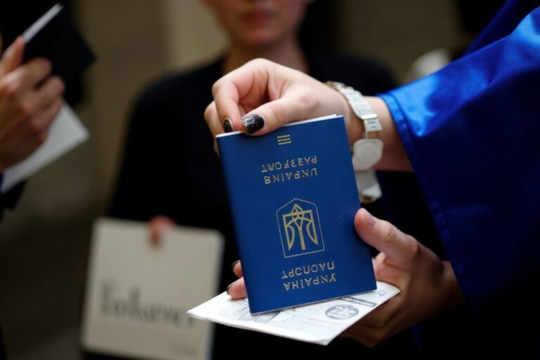 Calling all Indian students! These are the best visa agents for you