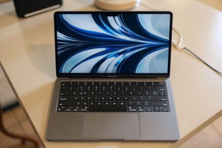 Apple is offering discounts for students in India