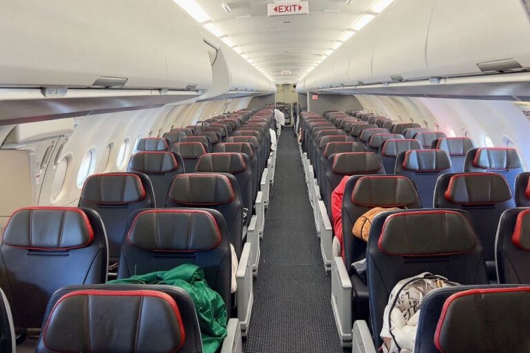 6 airlines with generous student baggage allowances