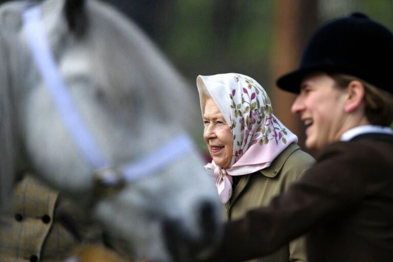 Queen Elizabeth death: 5 changes that affect international students