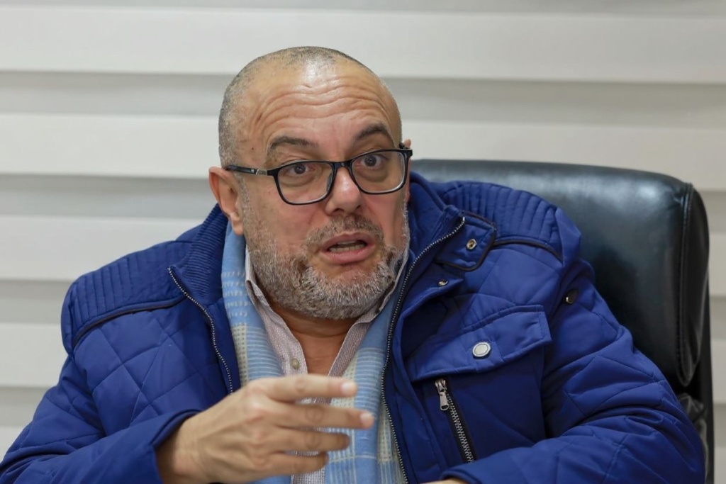 When it comes to communication, body language is just as important as your actual speech. Source: