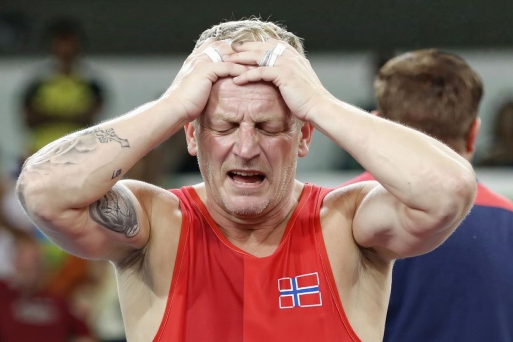 Though beneficial the best passive income ideas could also lead to high levels of stress is time is not managed well. Source:  Jack Guez/