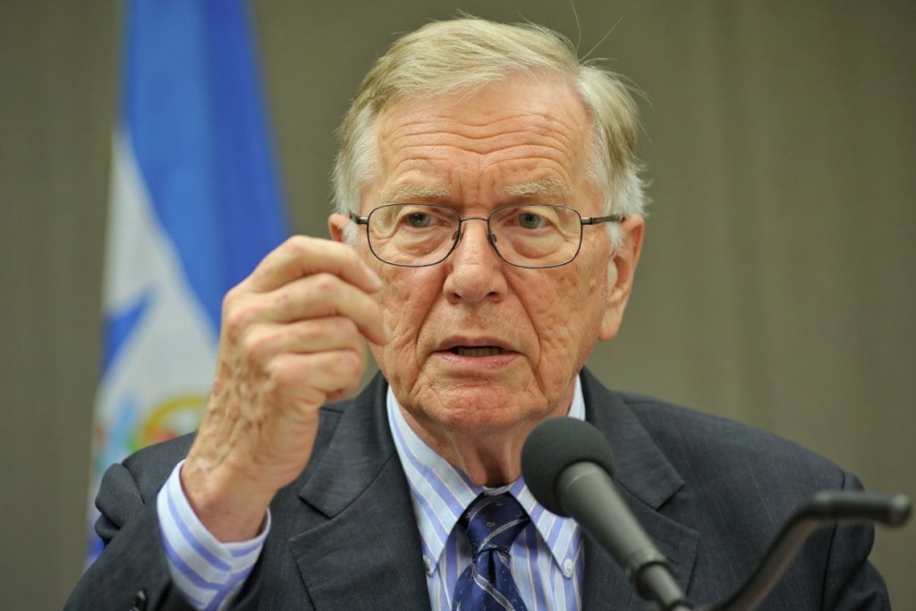 Michael Kirby earned his law degree from the University of Sydney. Source: Truth Leem/