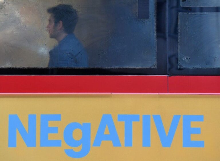 UK: Reduce lecture days to help students who commute to university