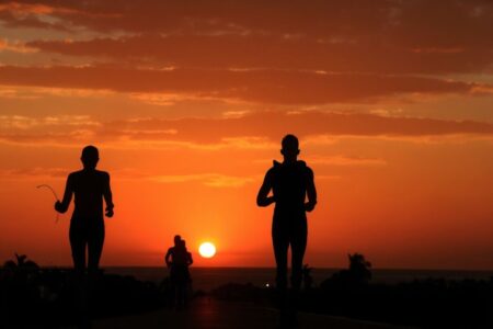 Airline offers discounts and special perks for college students in the US