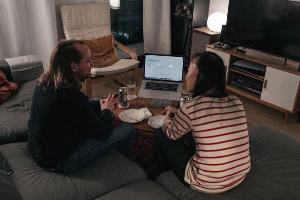 Splitting bills is always a difficult task, but with Splitwise now you don’t have to worry. Source: SCOTT HEINS/