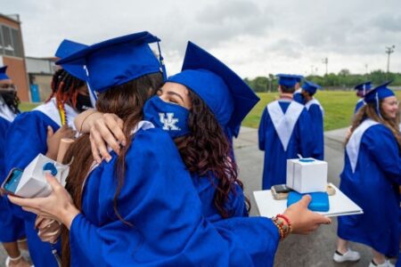 Scam alert: Avoiding getting conned by too-good-to-be-true scholarships