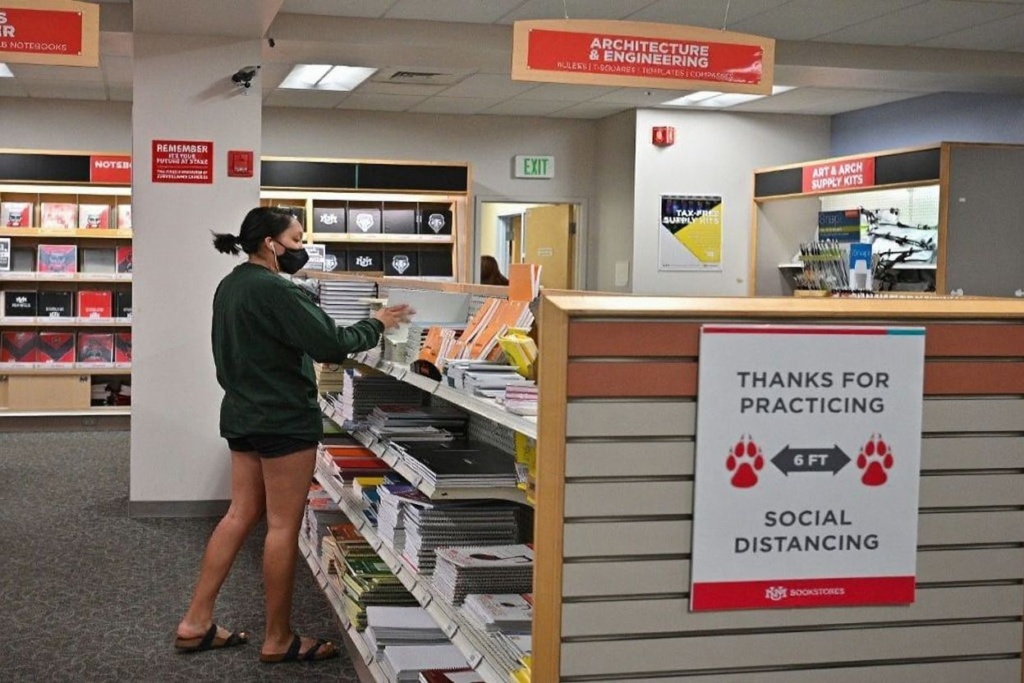 Selling or renting your old textbooks is a great way to earn a passive income. Source: Sam Wasson/