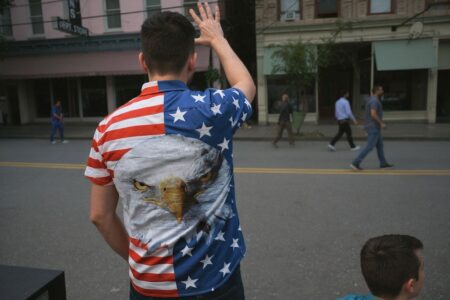 4 scholarships in the US for LGBTQ students