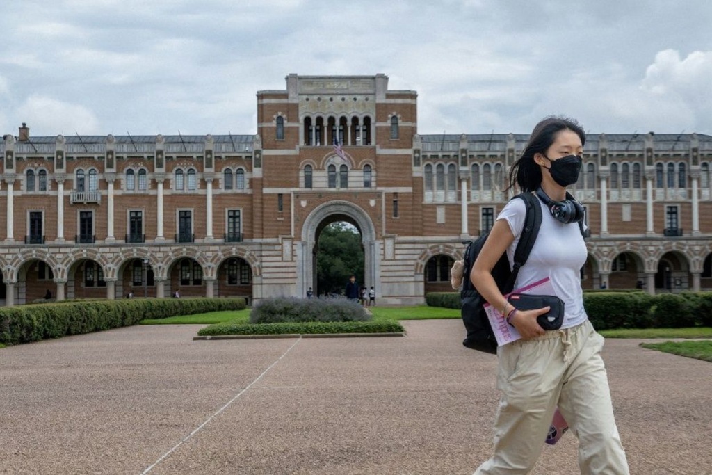 Source: Brandon Bell/Getty Images North America/Getty Images/