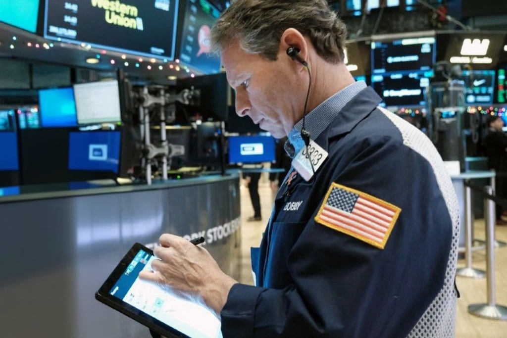 Acquiring more experience in the field leads to a higher paying salary. Spencer Platt /