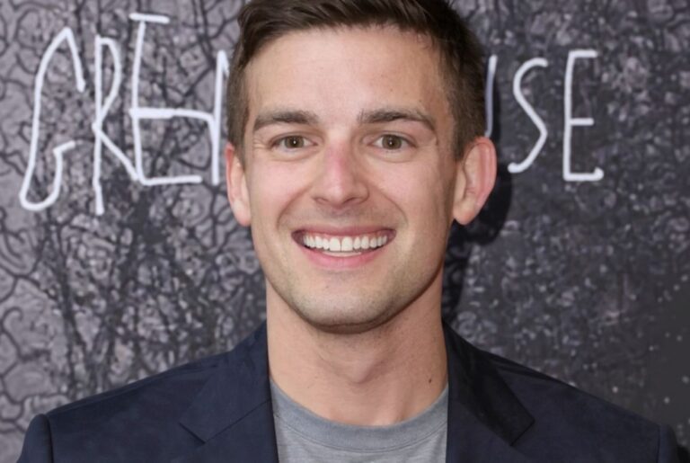 How to make money on YouTube and TikTok: 5 best tips to earn good side income in 2024