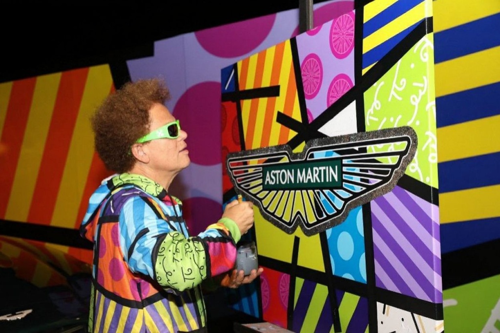 Being descriptive will paint a picture for your audience to understand you more clearly. Source: