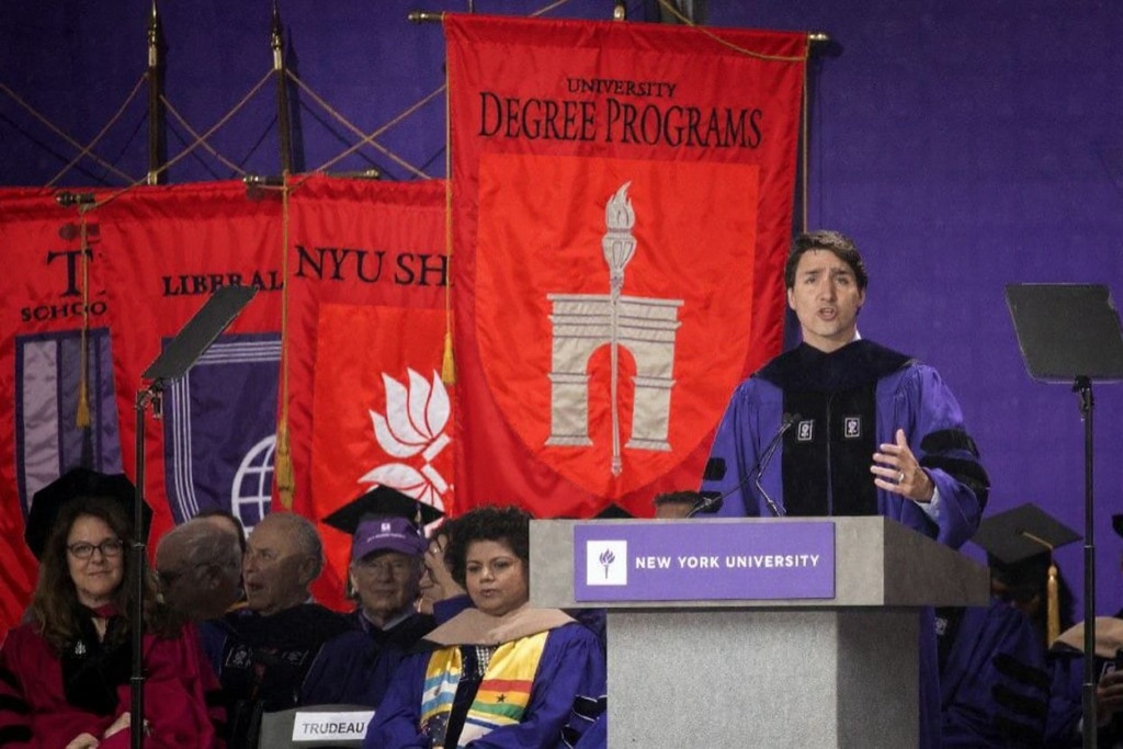 Aside from universities, the government offers several PhD scholarships in Canada. Source: Drew Angerer / GETTY IMAGES NORTH AMERICA / Getty Images/