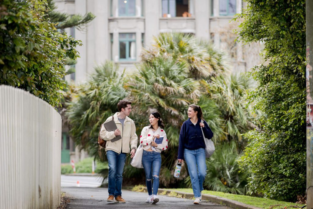 [INTERACTIVE CONTENT] University of Auckland: Postgraduate law studies for global future