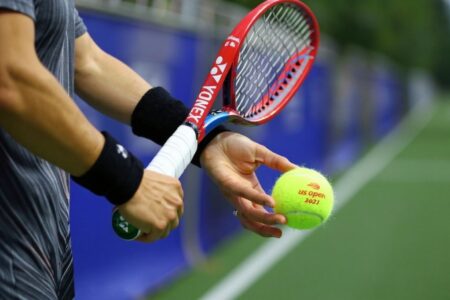 5 sports scholarships for international students in the UK and Europe