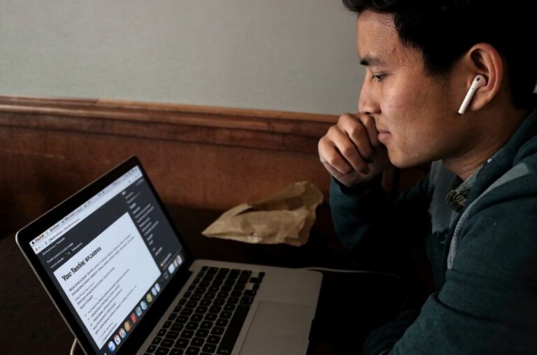 Ivy League universities offer 450 free online courses