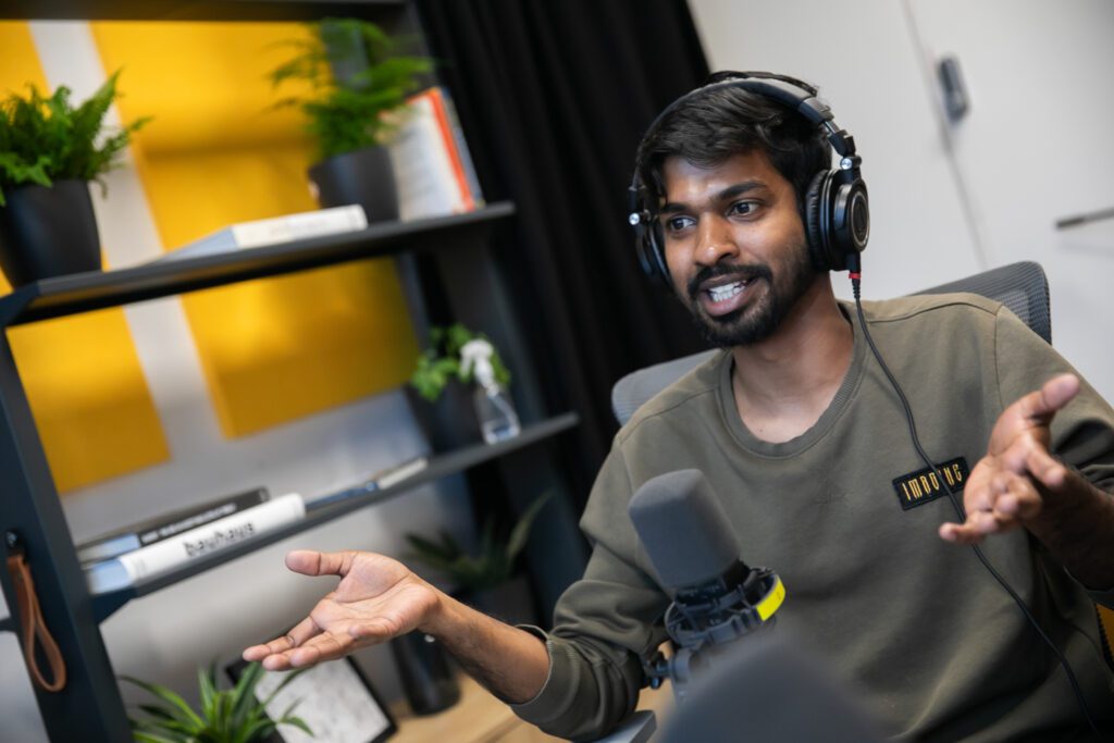 Many international students want to start a career and a new life in the US, but it is notoriously hard to get selected by the H-1B visa lottery process. Source: /Kena Betachur.