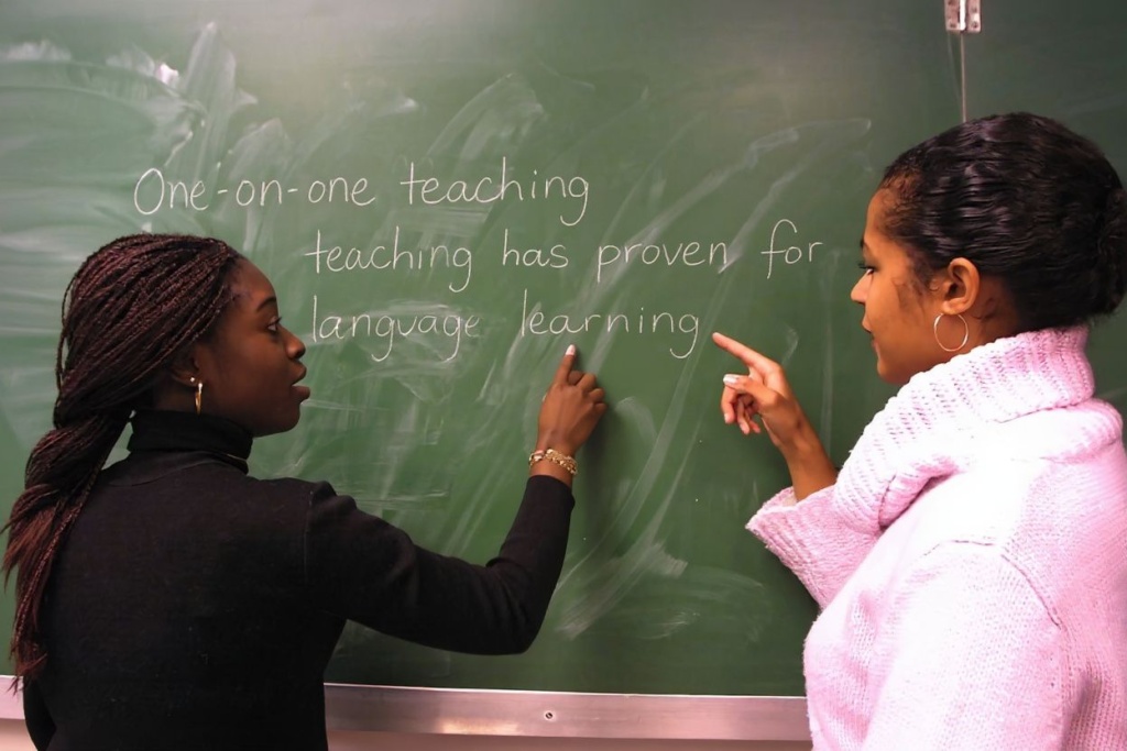 One-on-one teaching has proven to be effective for language learning. Source:
