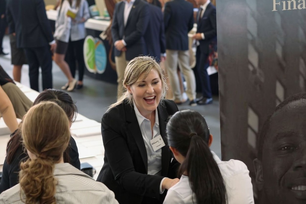 If you’re looking for a career that pays well consider a bachelor in finance. Source: