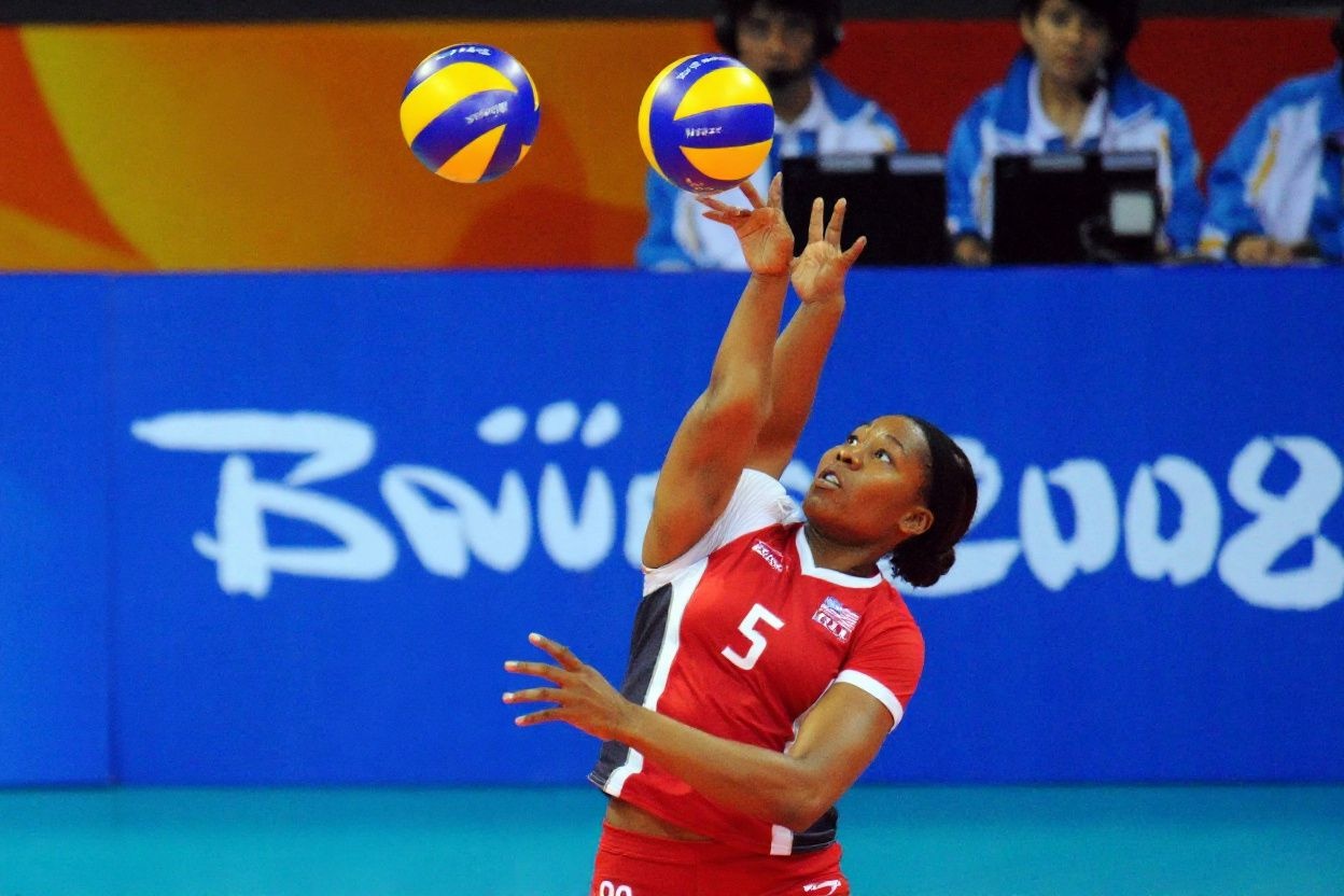 Ogona Nnamani Silva is one of the most decorated indoor volleyball players ever in Stanford University’s history, with a career record of 2,450 kills, for which she entered the Stanford Hall of Fame in 2015. Source:
